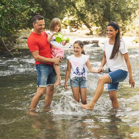 Bergchalet Am Waldrand - Pool, Sauna & Kamin Pöllauberg المظهر الخارجي الصورة