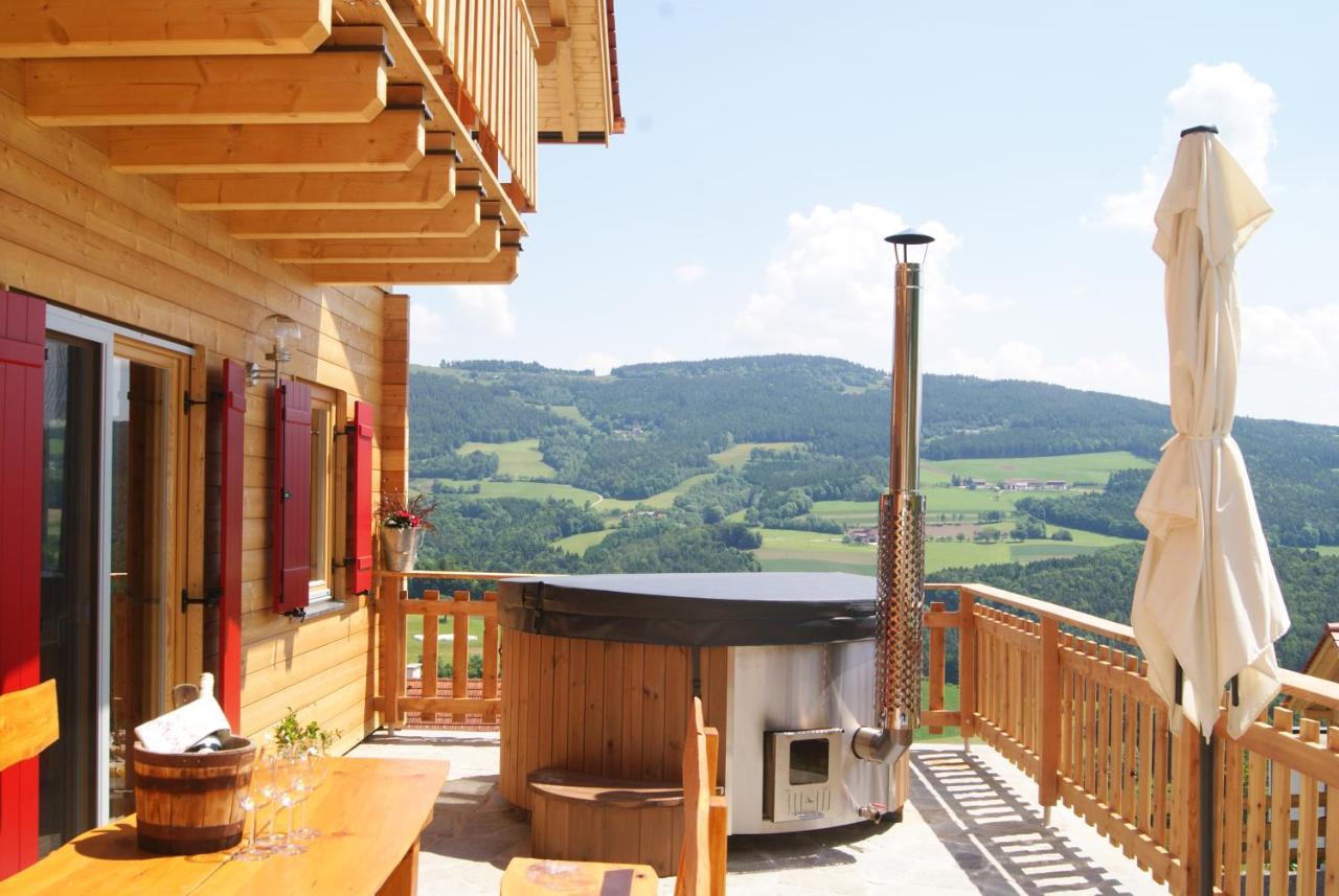Bergchalet Am Waldrand - Pool, Sauna & Kamin Pöllauberg المظهر الخارجي الصورة