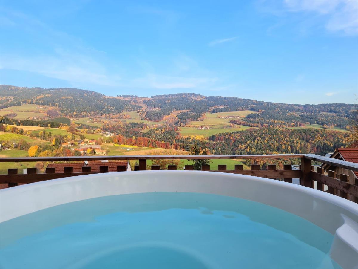 Bergchalet Am Waldrand - Pool, Sauna & Kamin Pöllauberg المظهر الخارجي الصورة